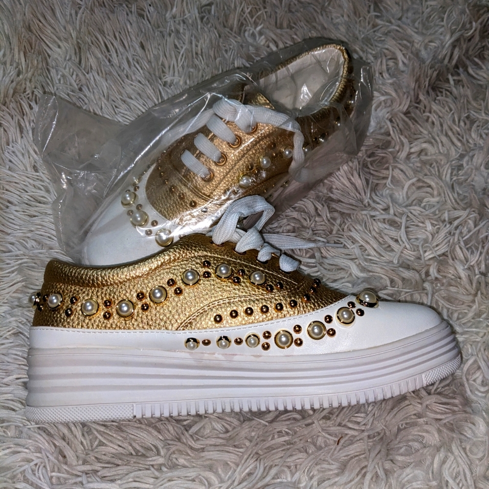 Gold sneakers with pearls size 37/6.5 limited edition